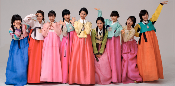 Girls' Generation in hanbok